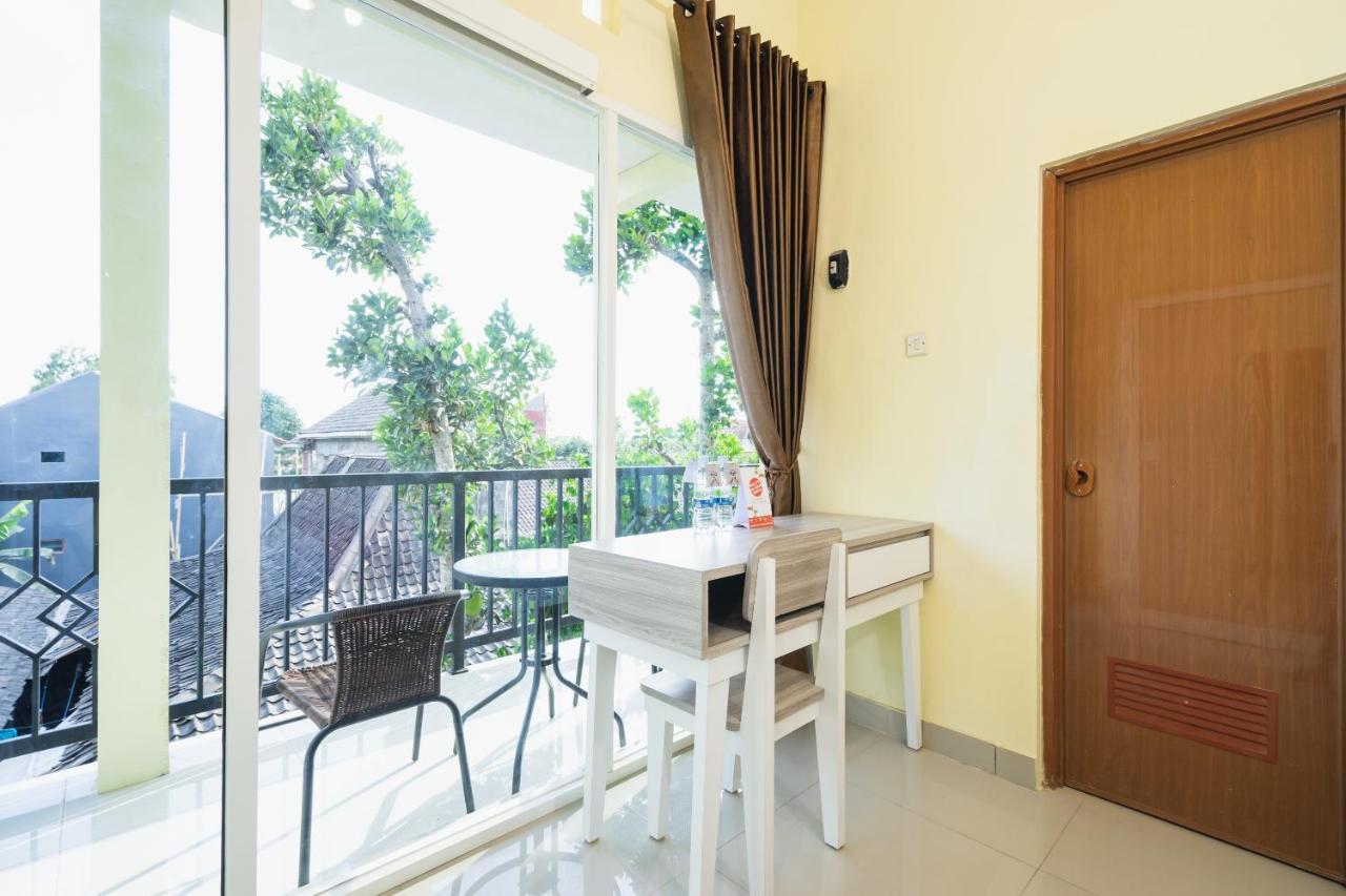 Oyo 1855 Elise Exclusive Residence Balong  Buitenkant foto