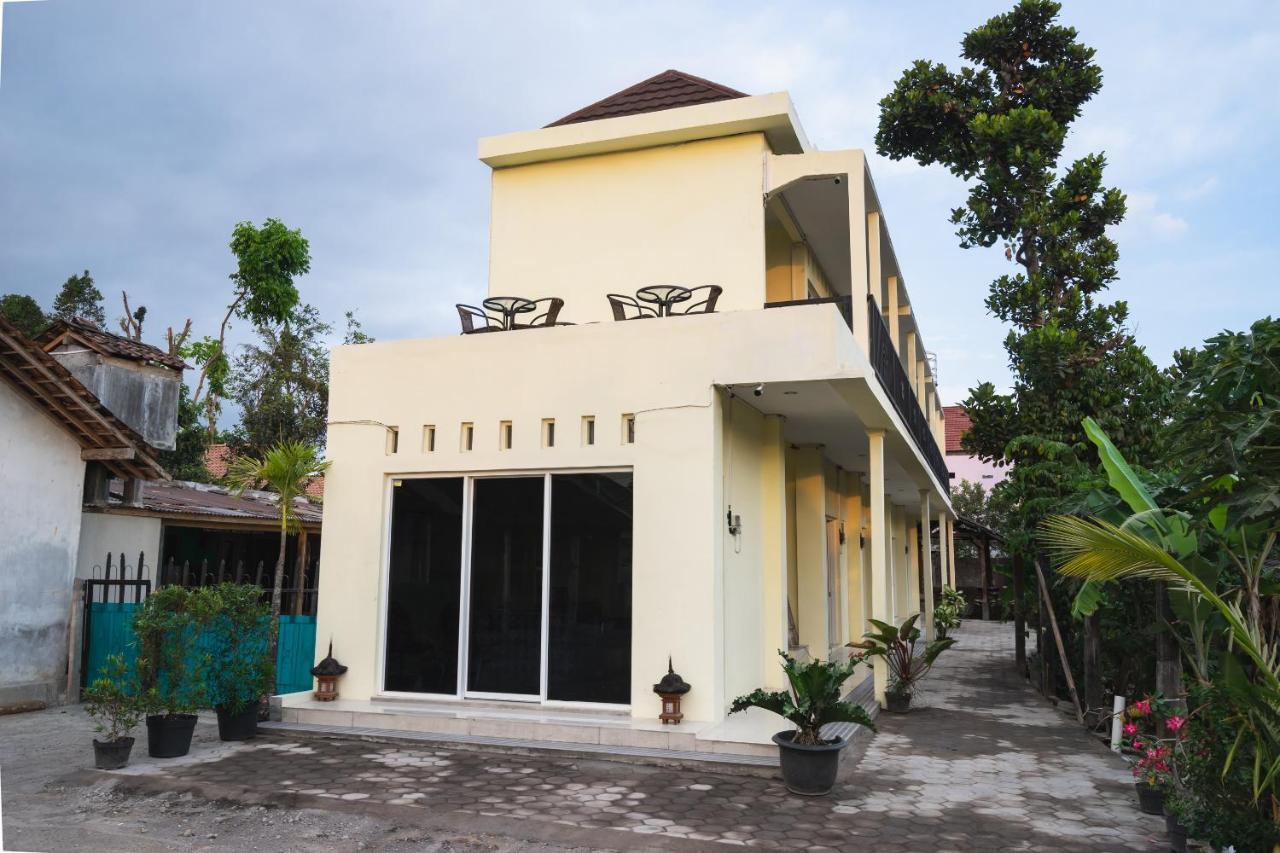 Oyo 1855 Elise Exclusive Residence Balong  Buitenkant foto