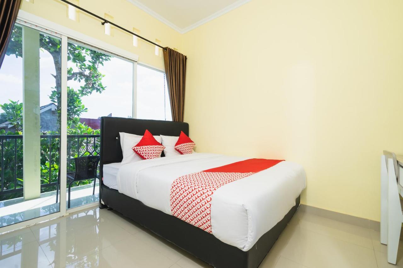 Oyo 1855 Elise Exclusive Residence Balong  Buitenkant foto