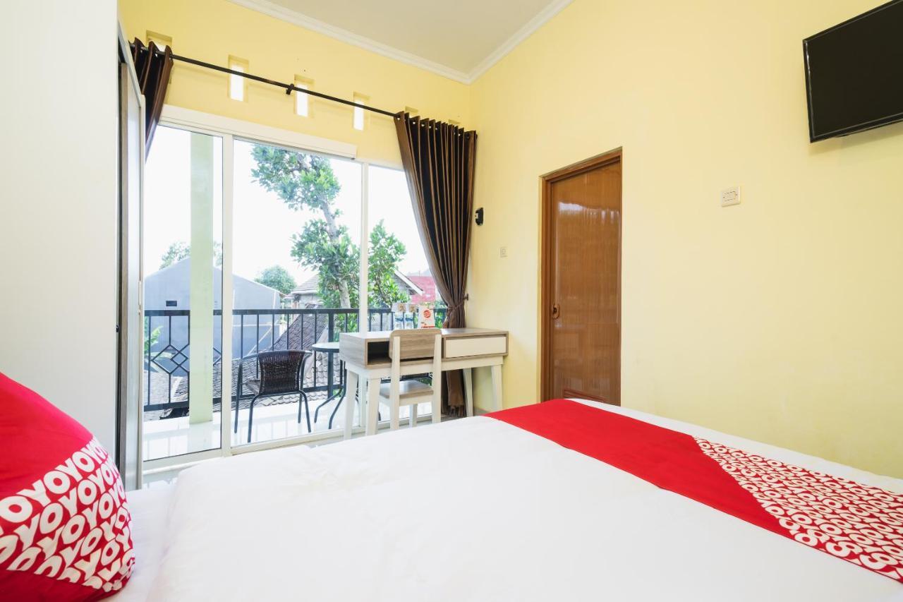 Oyo 1855 Elise Exclusive Residence Balong  Buitenkant foto