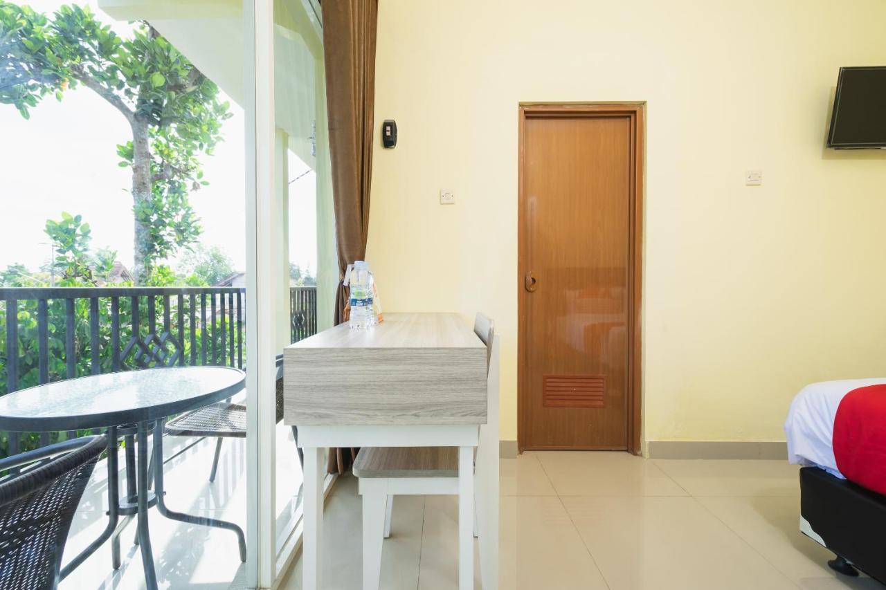 Oyo 1855 Elise Exclusive Residence Balong  Buitenkant foto